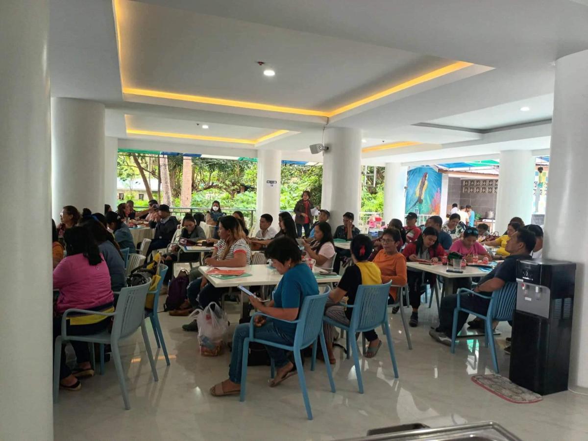 Aundanao Oasis Beach Samal Exterior foto